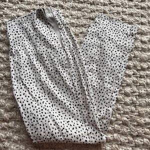 Old Navy leopard dotted chino pants